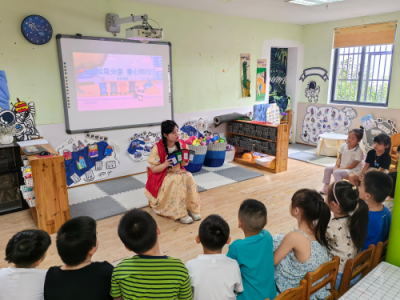 迎接世界地球日 萌娃开启垃圾分类之旅