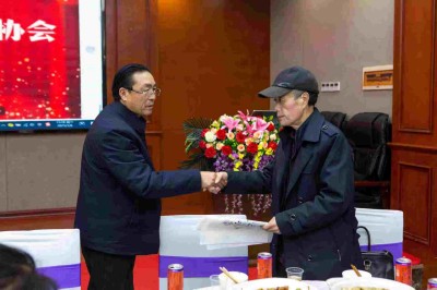 红色收藏家现代特殊教育推动者 ——曹必荣校长