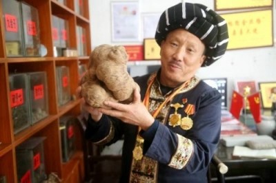 苗医非遗传承导师—符忠来