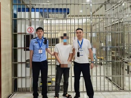 识破“伪装”，深铁警方查处多起 涉假证违法案件