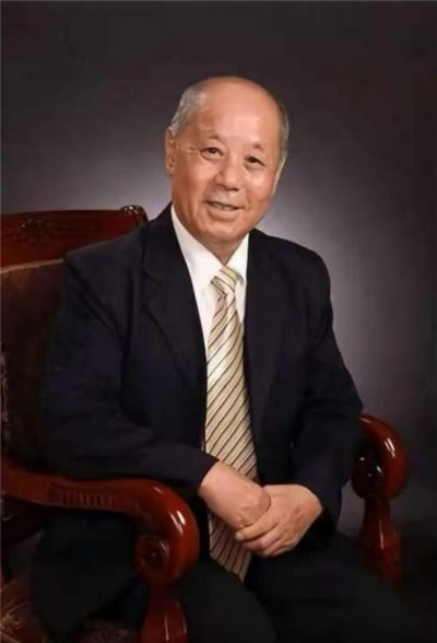 世界艺术泰斗，中国崔体书法创始人一崔元泽