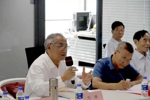 一卷医话，万象回响