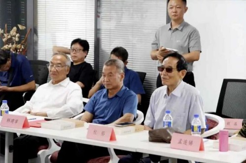 一卷医话，万象回响