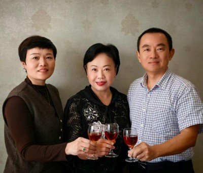 桃李满南粤：师者刘蔓榕微光成炬，照亮两代粤企的“再建”征程